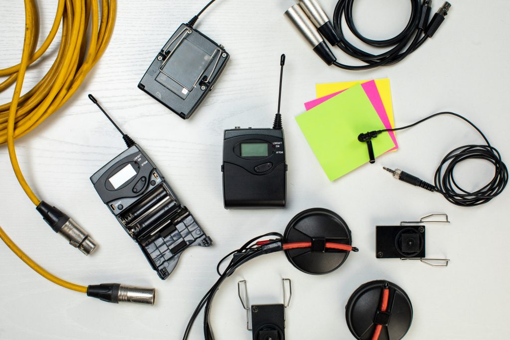 disassembled radio device and cabels disassembled radio device and cabels